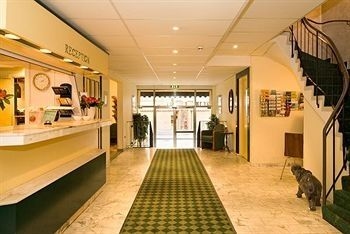 Hotel Plaza1