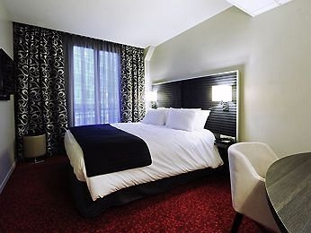 Mercure Paris Plaza Pont Mirabeau1