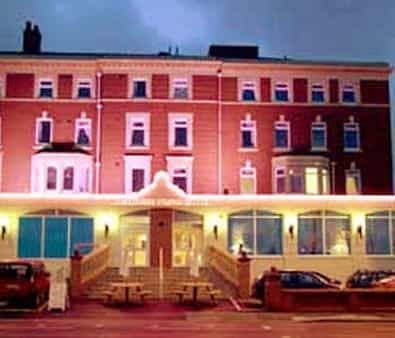 Chequers Plaza Hotel Chequers Plaza Hotel