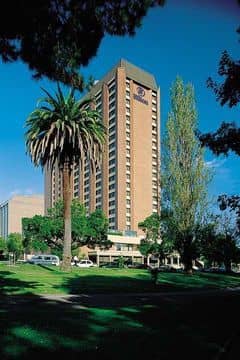 Pullman Melbourne On The Park Pullman Melbourne On The Park