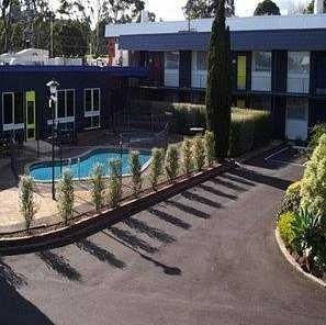 California Hotel2
