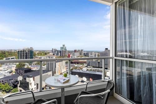 Three-Bedroom Deluxe with Two Bathrooms