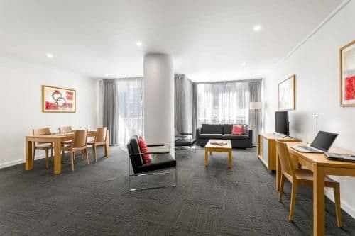 Two-Bedroom Deluxe with Two Bathrooms