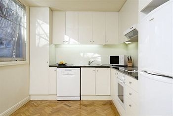 Caroline Serviced Apartments South Yarra3