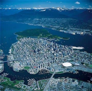Holiday Inn & Suites Vancouver Downtown Holiday Inn & Suites Vancouver Downtown