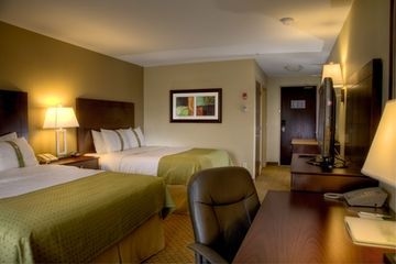 Holiday Inn Hotel & Suites Kamloops0