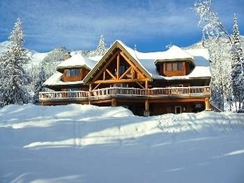 Vagabond Lodge at Kicking Horse Resort3