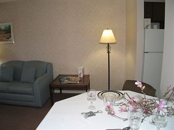 Recreation Inn And Suites4