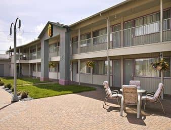 SUPER 8 QUESNEL BC SUPER 8 QUESNEL BC