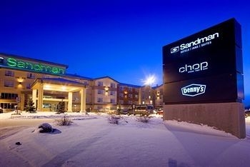 Sandman Hotel Suites & Spa Winnipeg Airport4