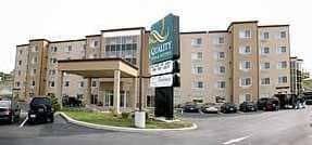 QUALITY INN & SUITES BAYER'S LAKE QUALITY INN & SUITES BAYER'S LAKE