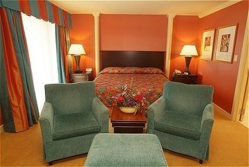 Holiday Inn NIAGARA FALLS - BY THE FALLS4