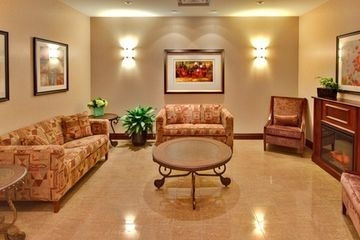 Holiday Inn Express Hotel & Suites Brockville3