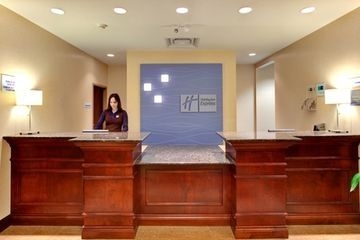 Holiday Inn Express Hotel & Suites Brockville4