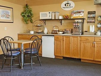 Super 8 Motel Thunder Bay2