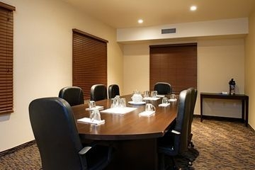 Holiday Inn Express Hotel & Suites Prince Albert2