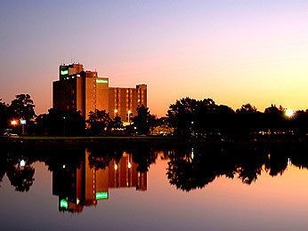 Novotel Sydney International Airport0
