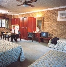 COUNTRY COMFORT2