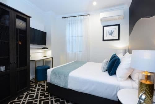 Queen Room