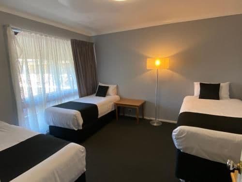 Two-Bedroom Family Suite (4 adults + 2 children)