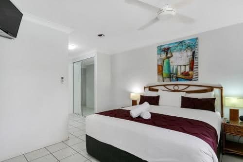 Superior Two-Bedroom Apartment with Free Car Rental & Free Airport Transfers