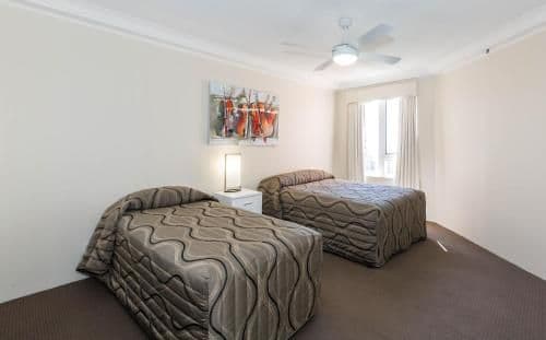 Two Bedroom Apartment with Ocean View - Renovated