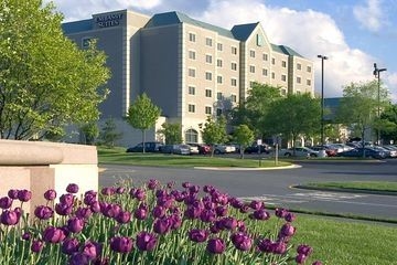 Embassy Suites Dulles Airport0