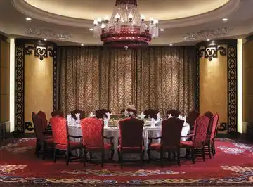 Shangri-La Hotel Shangri-La Hotel