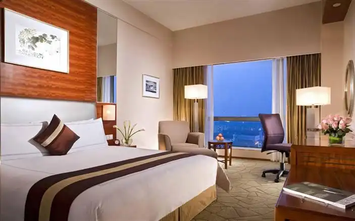 SWISSOTEL (EXECUTIVE) SWISSOTEL (EXECUTIVE)