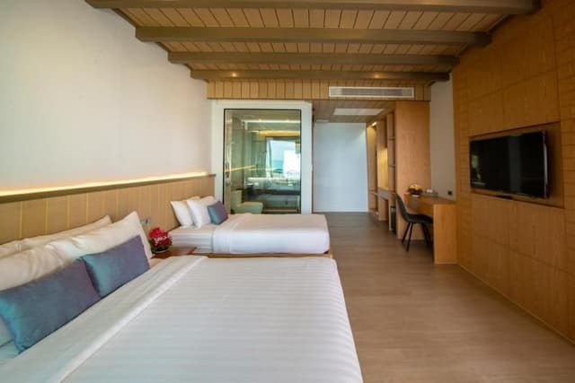VILLA WITH PRIVATE POOL