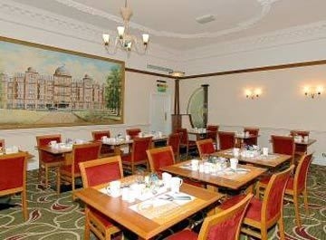Hilton London Hyde Park Hotel3