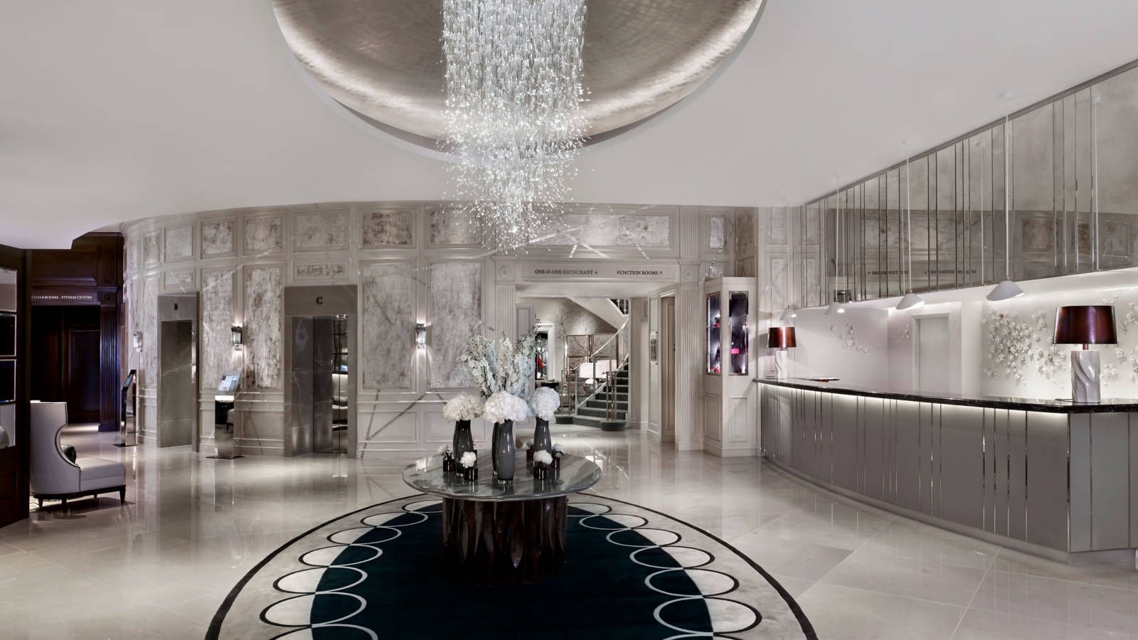 เดอะ พาร์ค ทาวเวอร์ ไนท์สบริดจ์ อะ ลัคชัวรี คอลเลค (The Park Tower Knightsbridge, A Luxury Collection Hotel)0