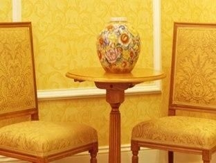Buckingham Hotel2