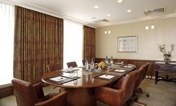 Park Plaza Sherlock Holmes1