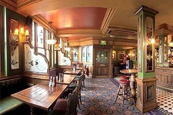 The Mad Hatter Hotel3