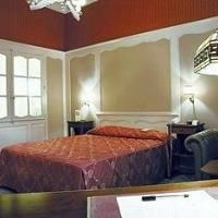 Hotel De Lunivers2
