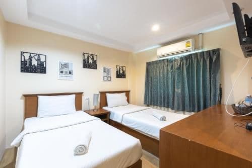 Standard Double or Twin Room with Air Con