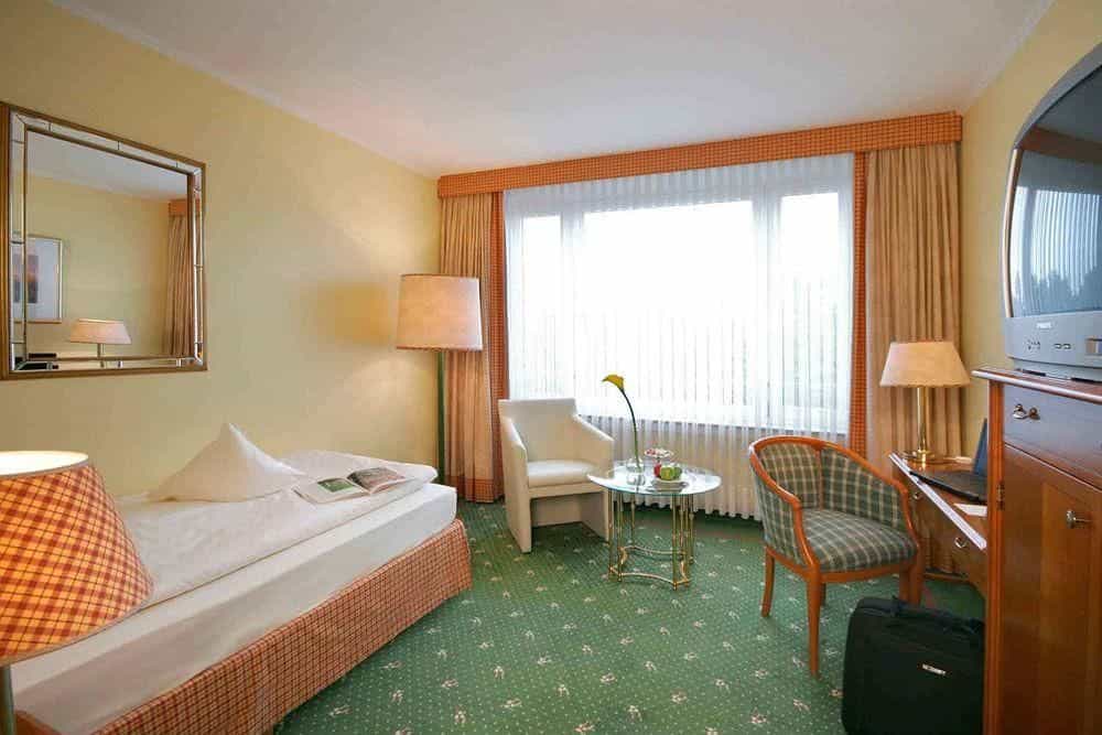Mercure Parkhotel Krefelder Hof Mercure Parkhotel Krefelder Hof