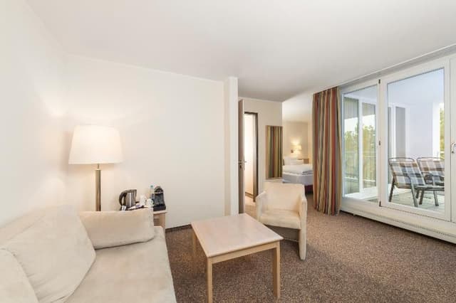 SUITE WITH TERRACE