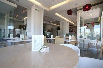 Ariston Hotel3