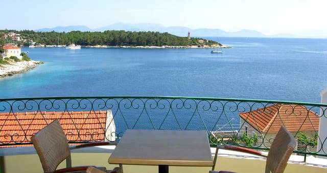 STUDIO SUPERIOR SEA VIEW