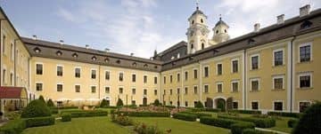 SCHLOSS SCHLOSS
