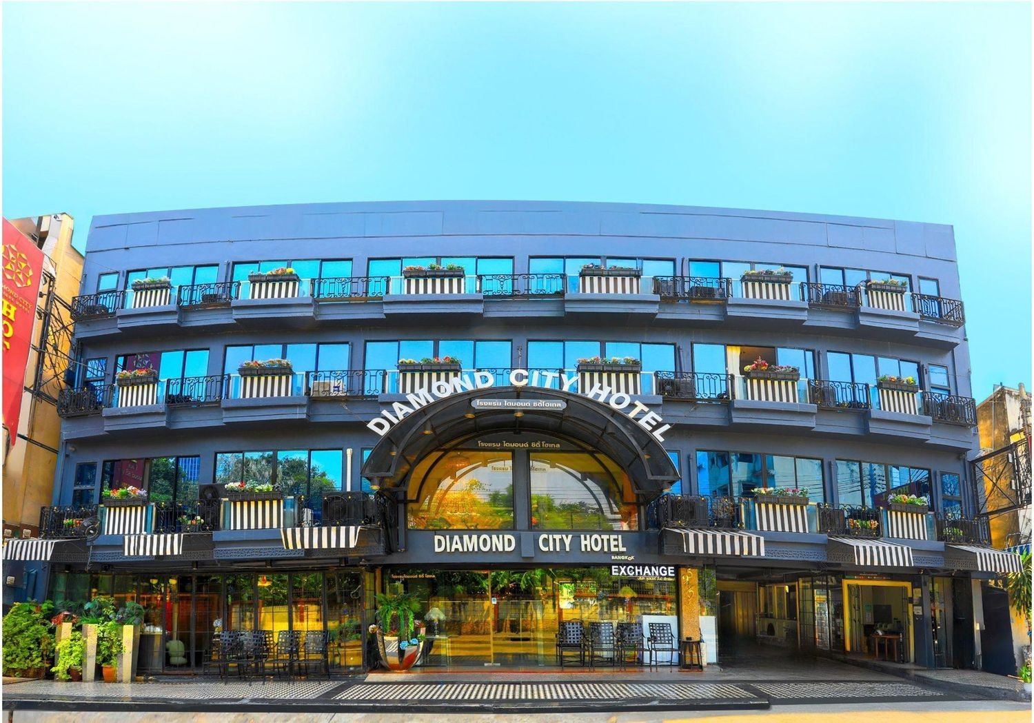 โรงแรมไดมอนด์ ซิตี้ (Diamond City Hotel)0