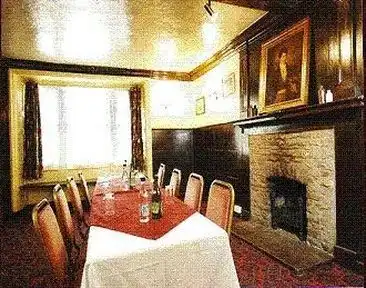 THE KINGS ARMS HOTEL THE KINGS ARMS HOTEL