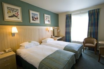 Merton Hotel2
