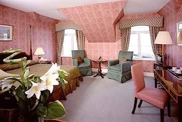 Somerville Hotel4