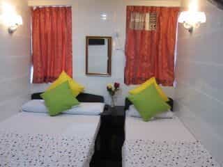 Delta Lounge Delta Lounge
