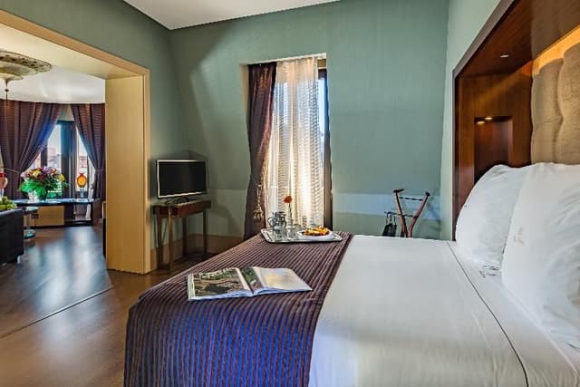 SUITE GRAND