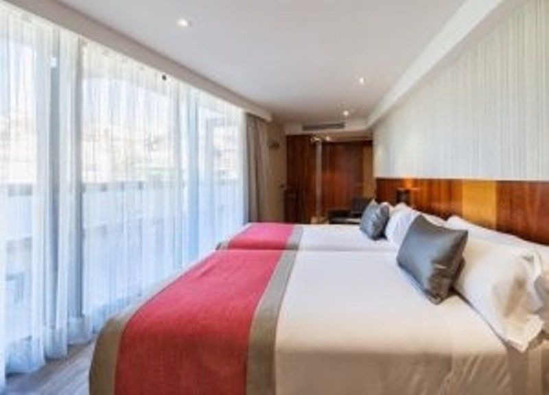 คาทาโลเนีย บาร์เซโลน่า 505 (Catalonia Barcelona 505)0