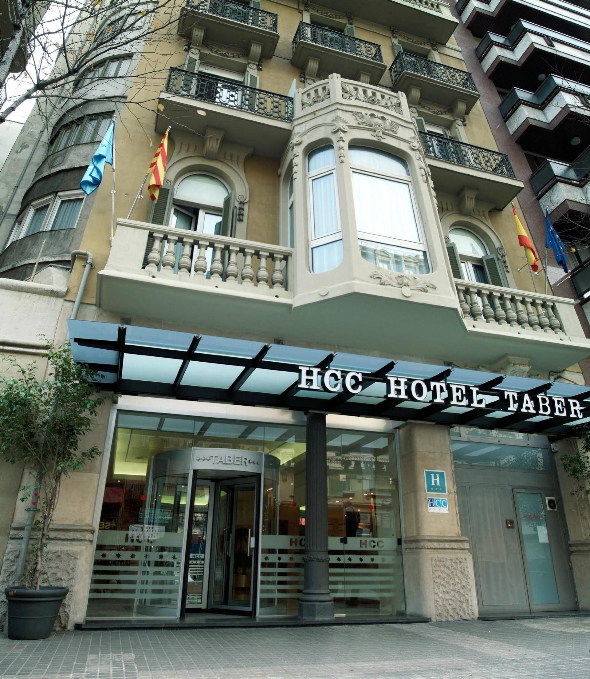 Hotel HCC Taber1